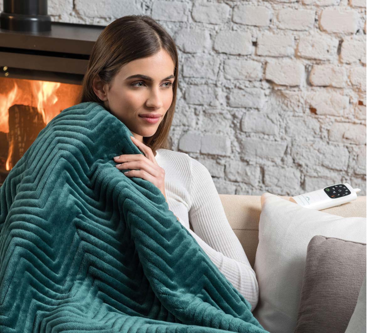 Dreamland 16892 Deluxe Warming Throw Emerald Green
