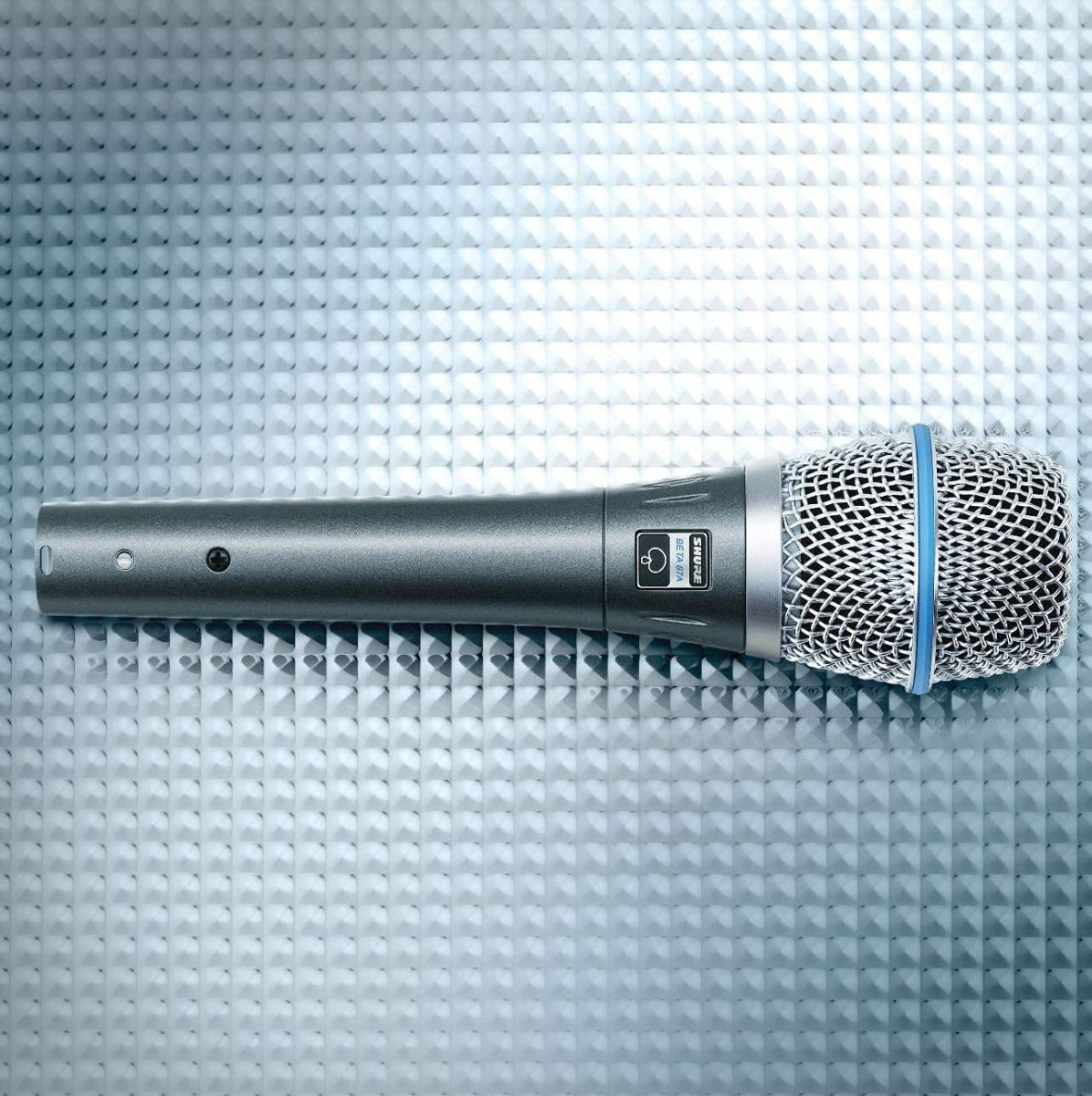 Shure Beta 87A Handheld Vocal Supercardioid Condenser Microphone