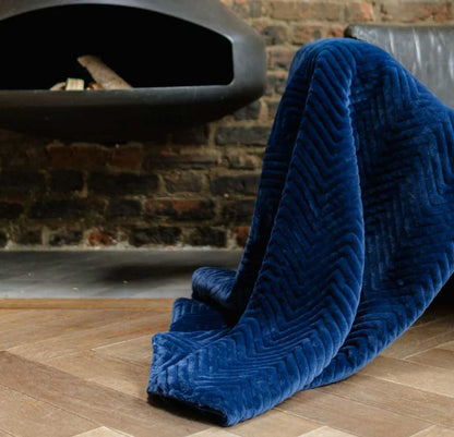 Dreamland 16823B Deluxe Warming Throw Navy
