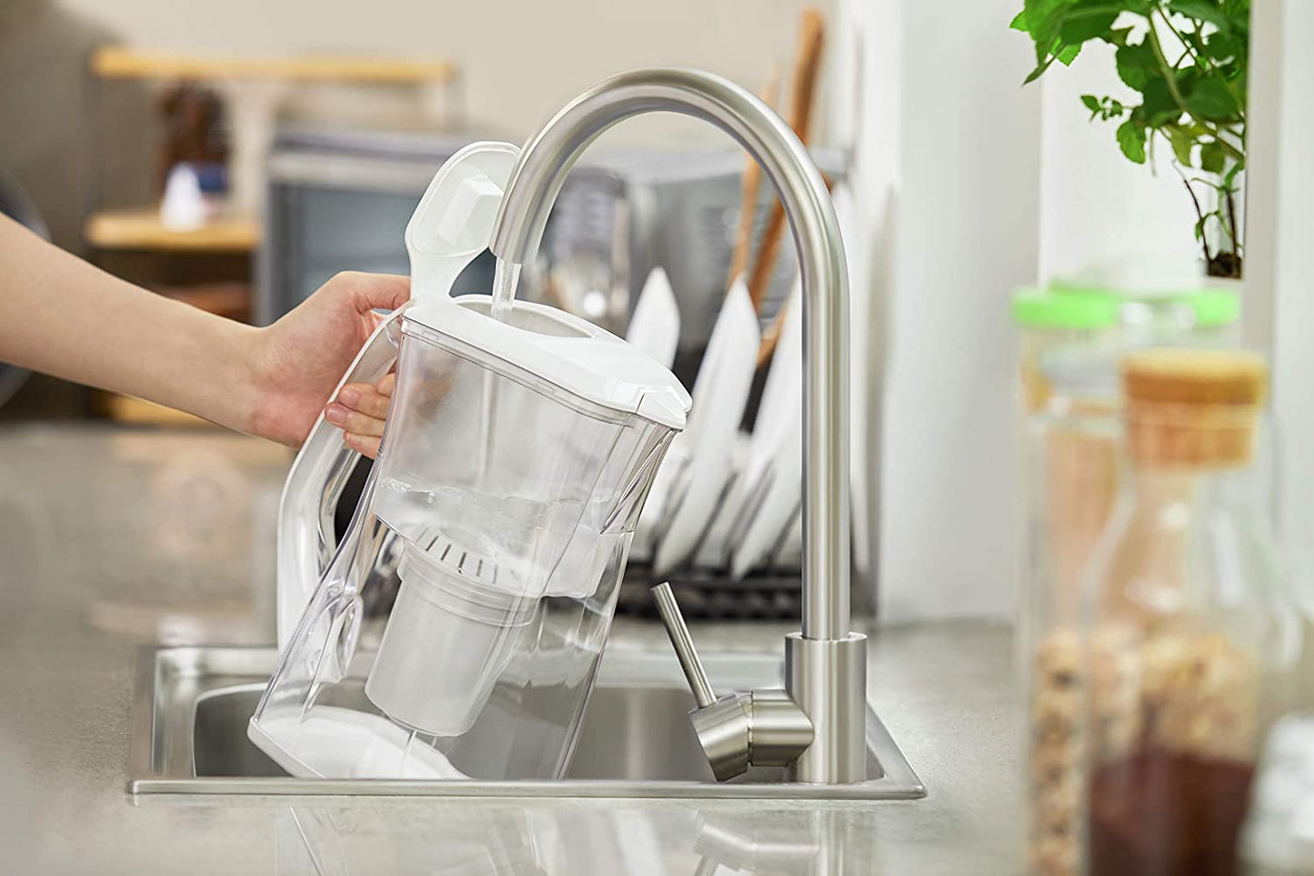 Philips AWP2970 Anti-Bacteria Water Filter Pitcher, Digital Timer, Ultrafiltration, White