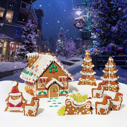 Gingerbread House with Santa, Sleigh & Tree Kit 1.74kg